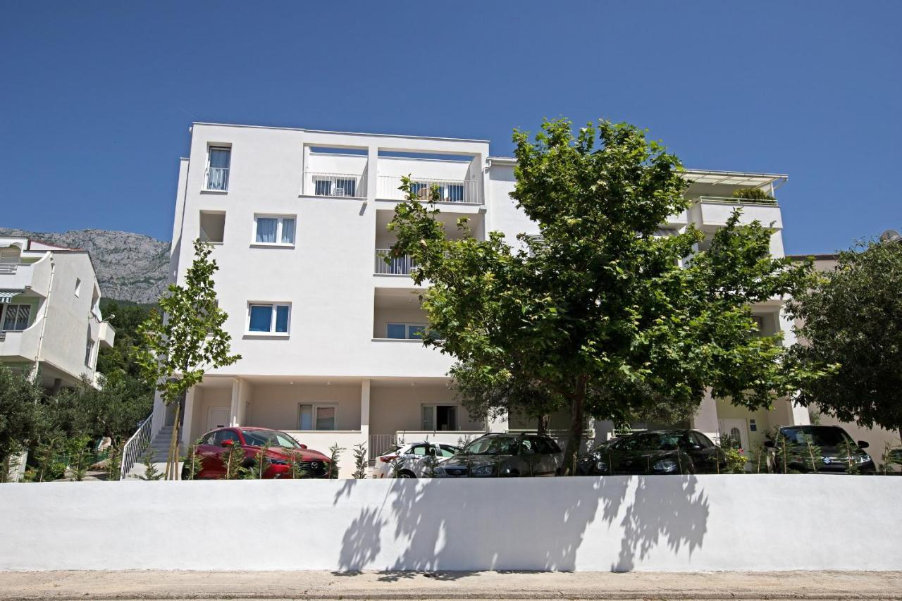 Apartments Strada Tucepi Tučepi Exterior foto